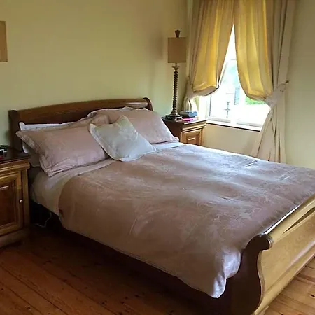 Keyfield House Bed & Breakfast