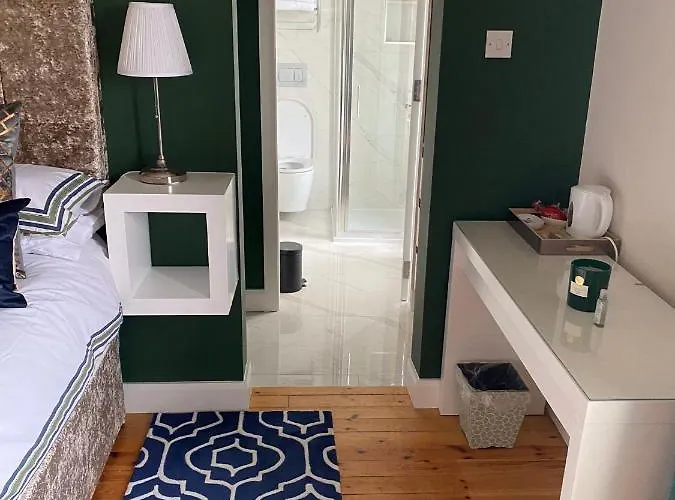 Keyfield House Bed & Breakfast 4*